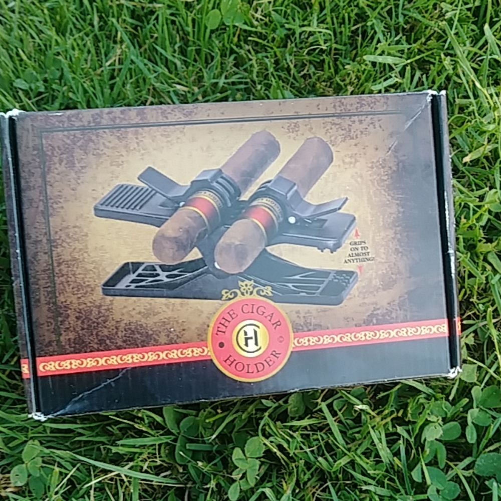 The cigar holder
